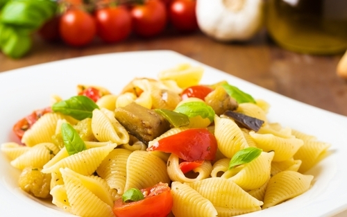 Бабусині страви: "Конкільє з зеленим горошком"