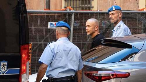 "Справа Сергія Кузнєцова" - Ілля Новіков