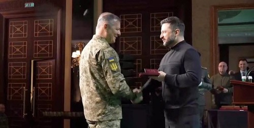 "ПРОСТО ПІАР НА КОМАНДИРАХ" - Дмитро "Калинчук" Вовнянко 