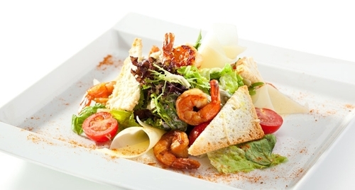 Маміни секрети "Салат "Цезар" з креветками"