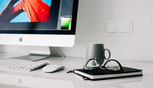 15 лютого - Всесвітній день комп’ютера: Прикмети та забобони