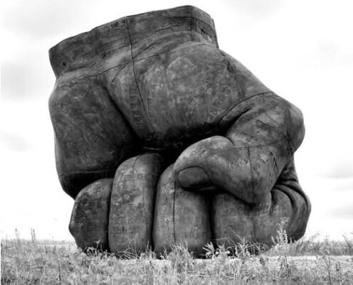 "Мысль о сходстве между нападением на Украину и нападением на Иран" - Дмитрий Чернышов