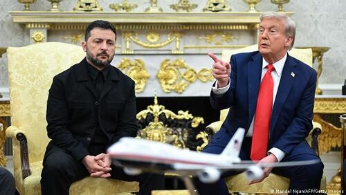 Развитие трагического сюжета в многочисленных сериях с участием главного комика современности