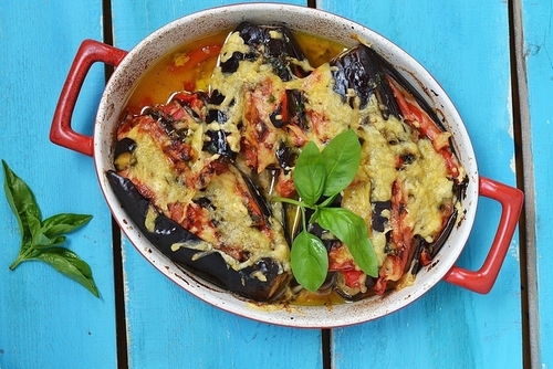 Маміни секрети "Баклажани в духовці, фаршировані м'ясом і грибами"