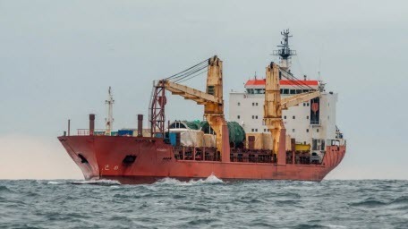 Велика Британія утримується від активних дій проти російського тіньового флоту через можливі фінансові витрати, - The Times 