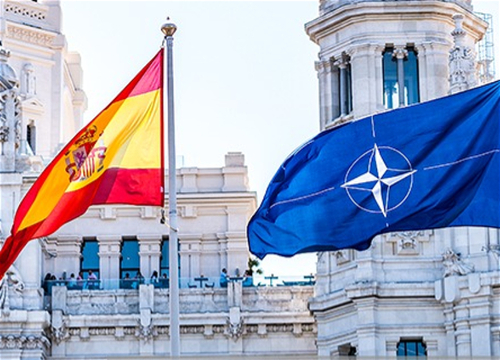 Испанию исключат из НАТО за плохое поведение?