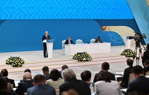 "ЗОЛОТА ОРДА КИДАЄ ВИКЛИК МОСКВІ" - Джон Сміт