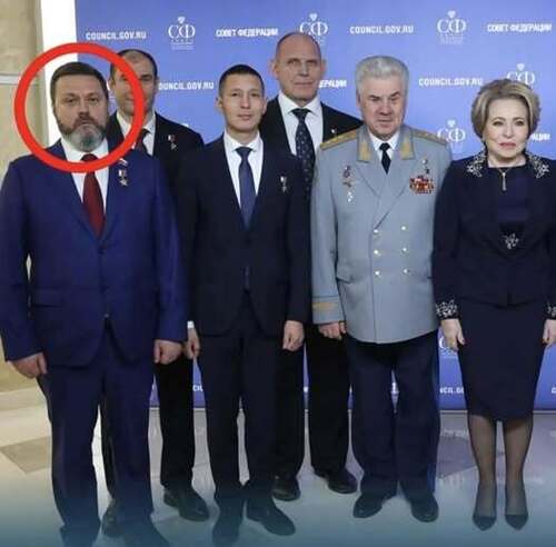 "ПЛЮВОК В ОБЛИЧЧЯ УКРАЇНЦІВ" - Владислав Смірнов