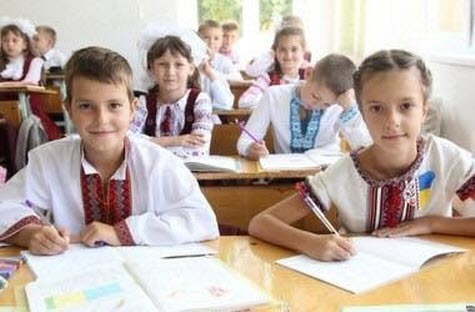 "Сучасна шкільна освіта в Україні має виглядати так" - Владислав Смірнов