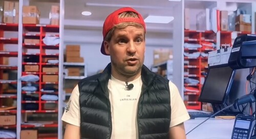 "ЗЕЛЕНСЬКИЙ відправляє посилку до ПОЛЬЩІ [Пародія]" - Юрий ВЕЛИКИЙ (ВИДЕО)