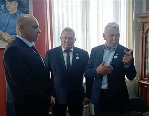 "Екс-депутат польського Сейму Кшиштоф Толвінський передав медичну допомогу для військовослужбовців ЗС РФ" - Ігор Лапін
