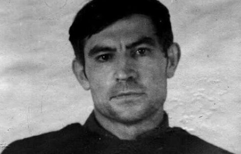 "У день пам'яті Василя Стуса хочеться згадати лише, чому Медведчук досі не отримав заслужену статуетку?" - Джон Сміт