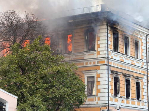 Дипломати Заходу розглядають перенесення посольств до Львова або Польщі – The Guardian