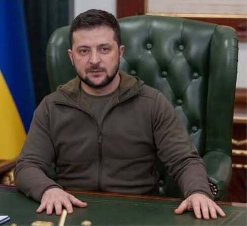 "ВЛАДНИЙ КРІСЛОФІЛ" - Сергій Погребецкий